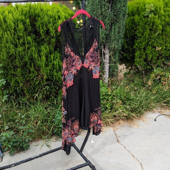 FREE PEOPLE Marsha Black Printed Lace flowy Slip Dress womens size Lg GUC - Picture 9 of 10